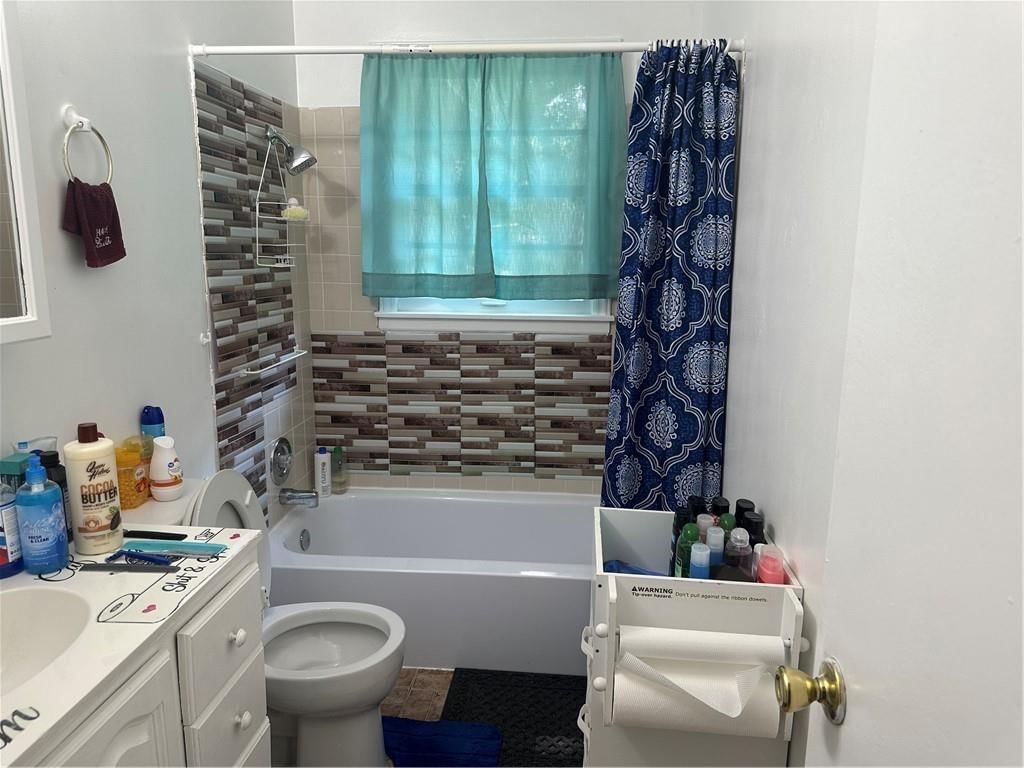 8602 Winchester Avenue — photo 19