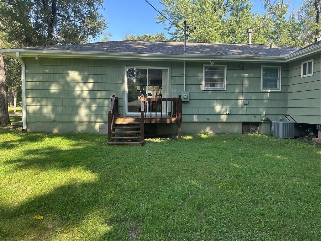 8602 Winchester Avenue — photo 22
