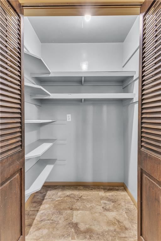 4806 Stonecrest Terrace — photo 11