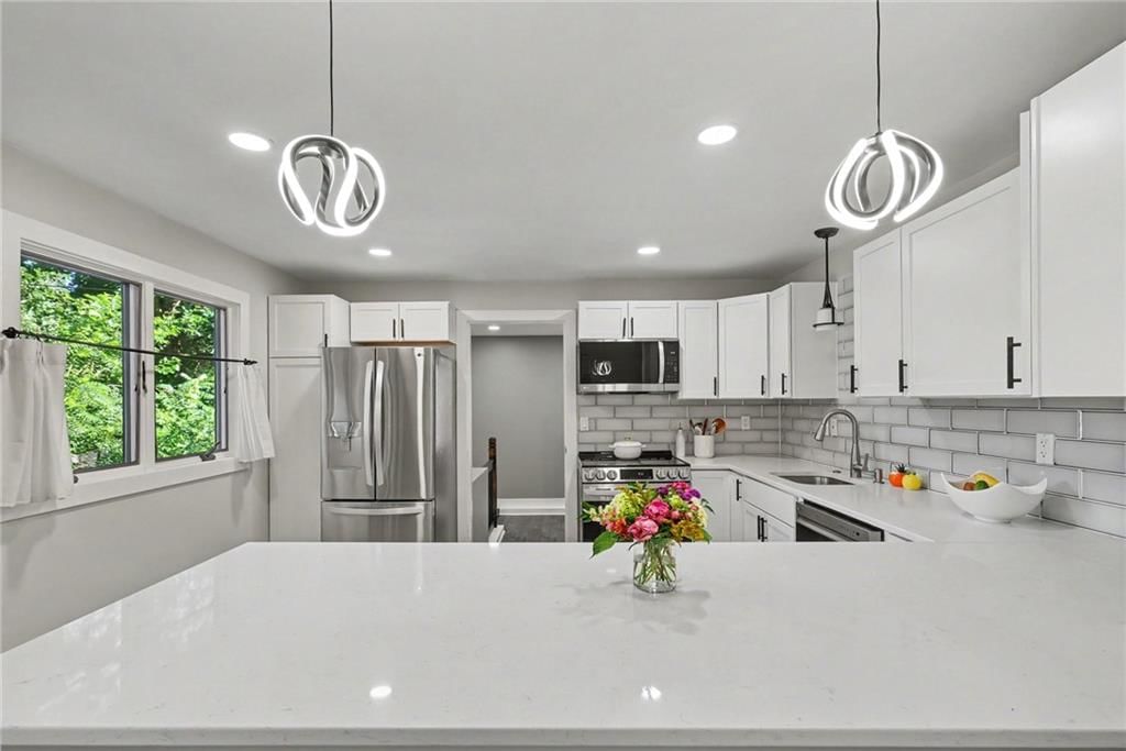 8400 Riggs Street — photo 13