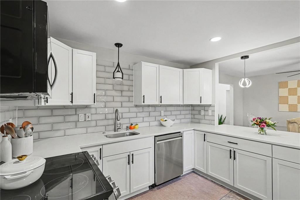 8400 Riggs Street — photo 14
