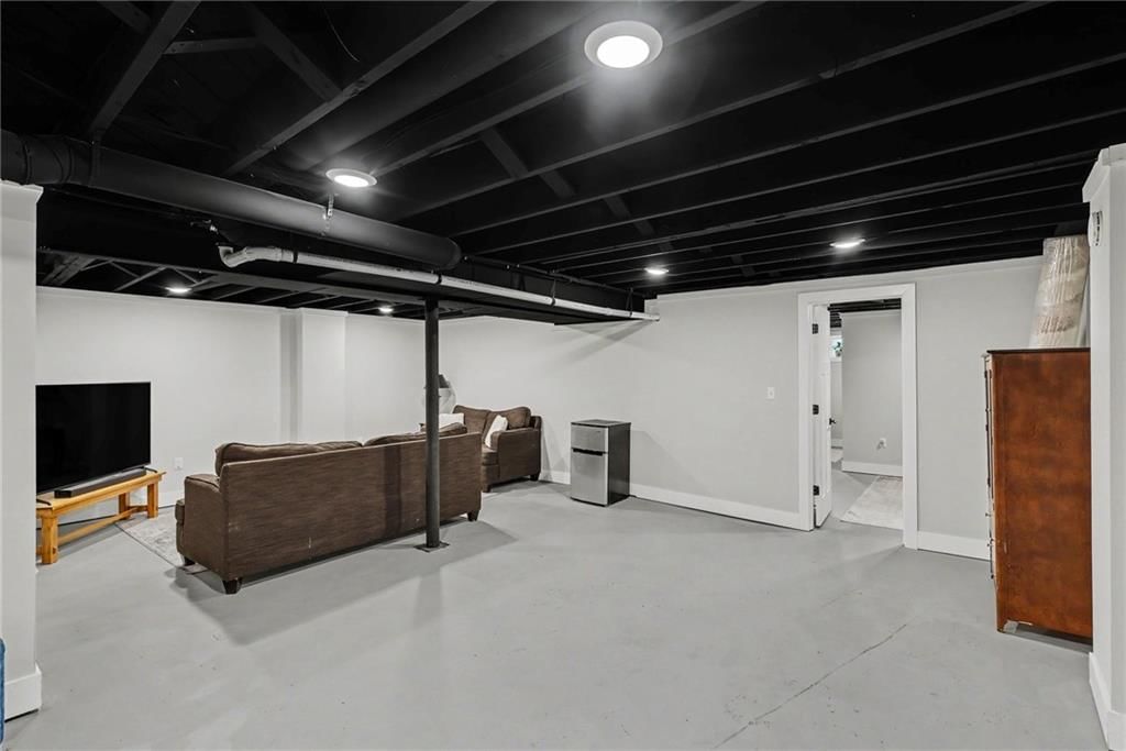 8400 Riggs Street — photo 24