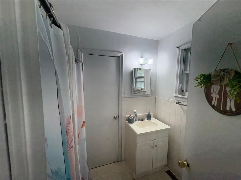 304 S Rogers Road — photo 6