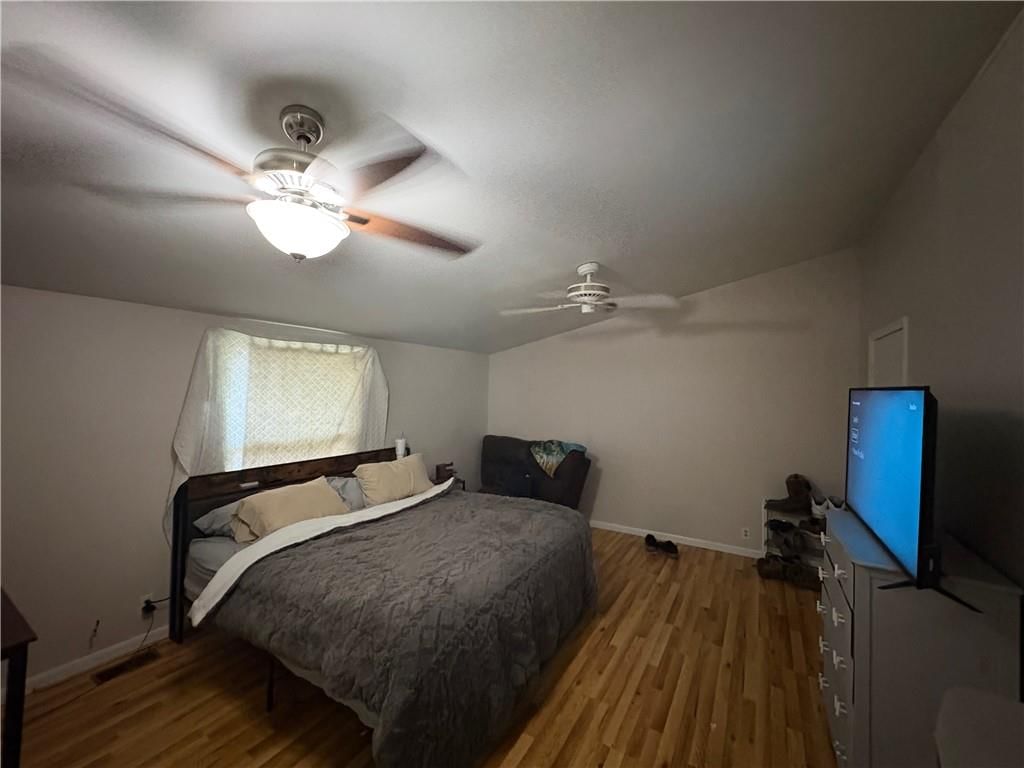 304 S Rogers Road — photo 9