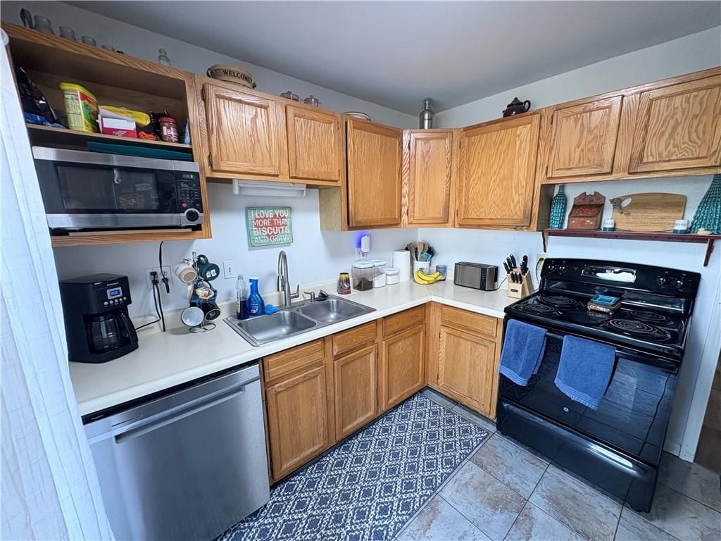 3615/5 Clark Street — photo 8