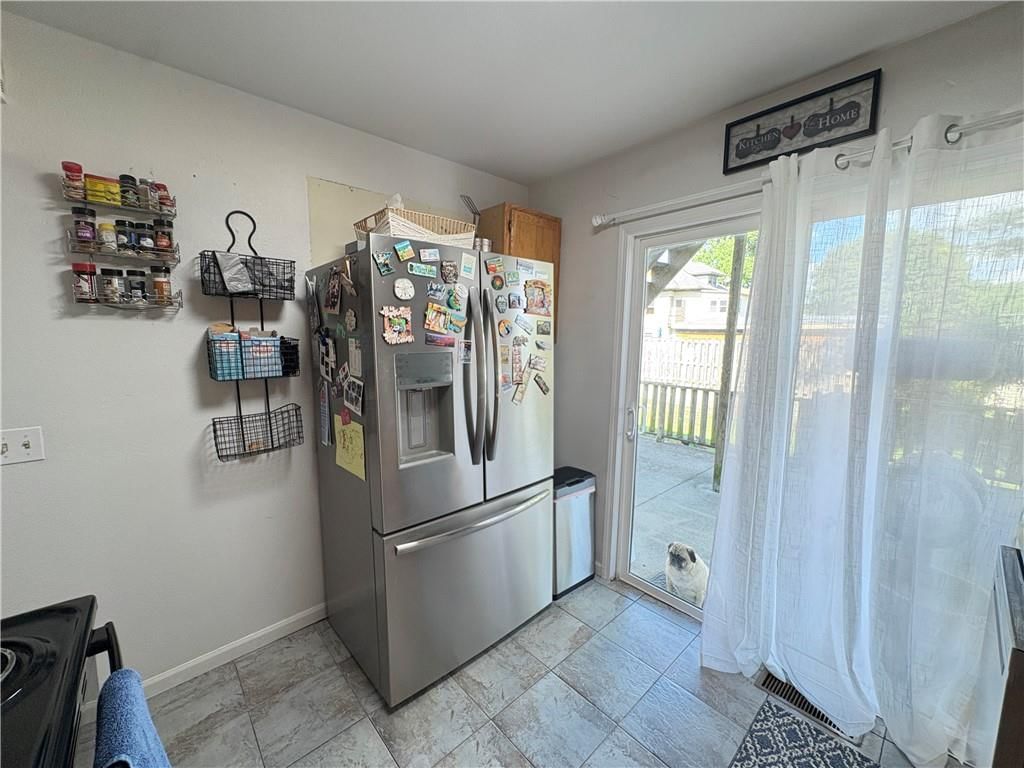 3615/5 Clark Street — photo 10