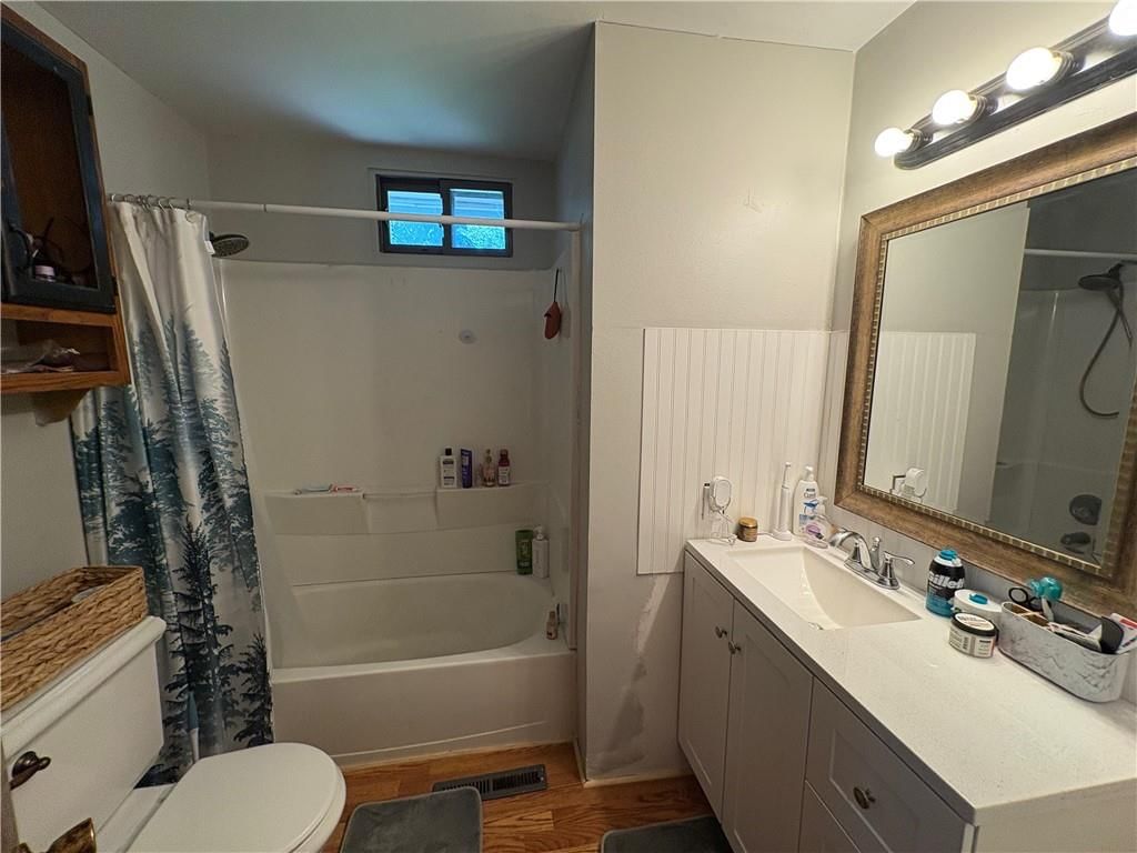 605 Olive Street — photo 17