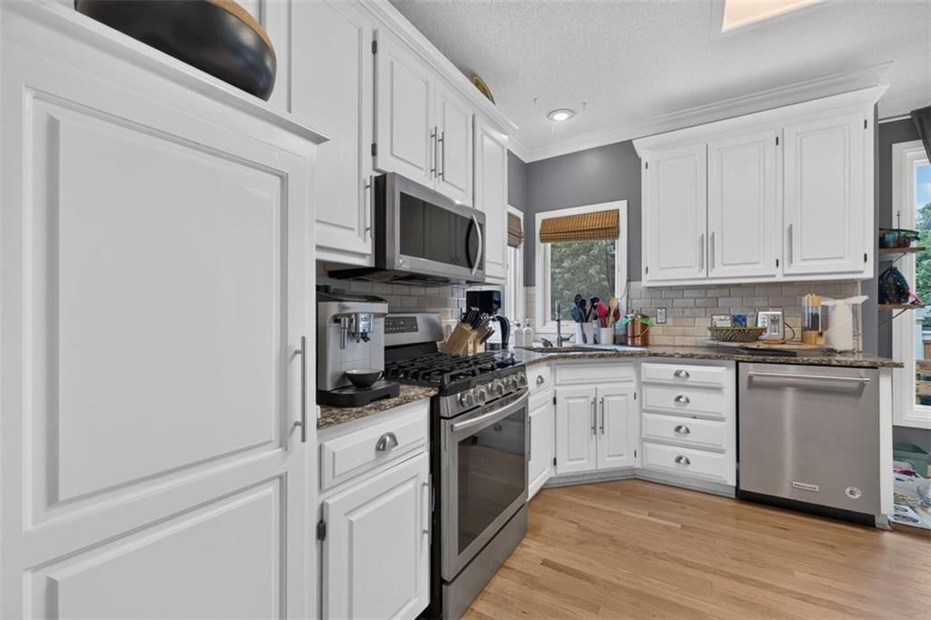 13987 W 147TH Street — photo 8