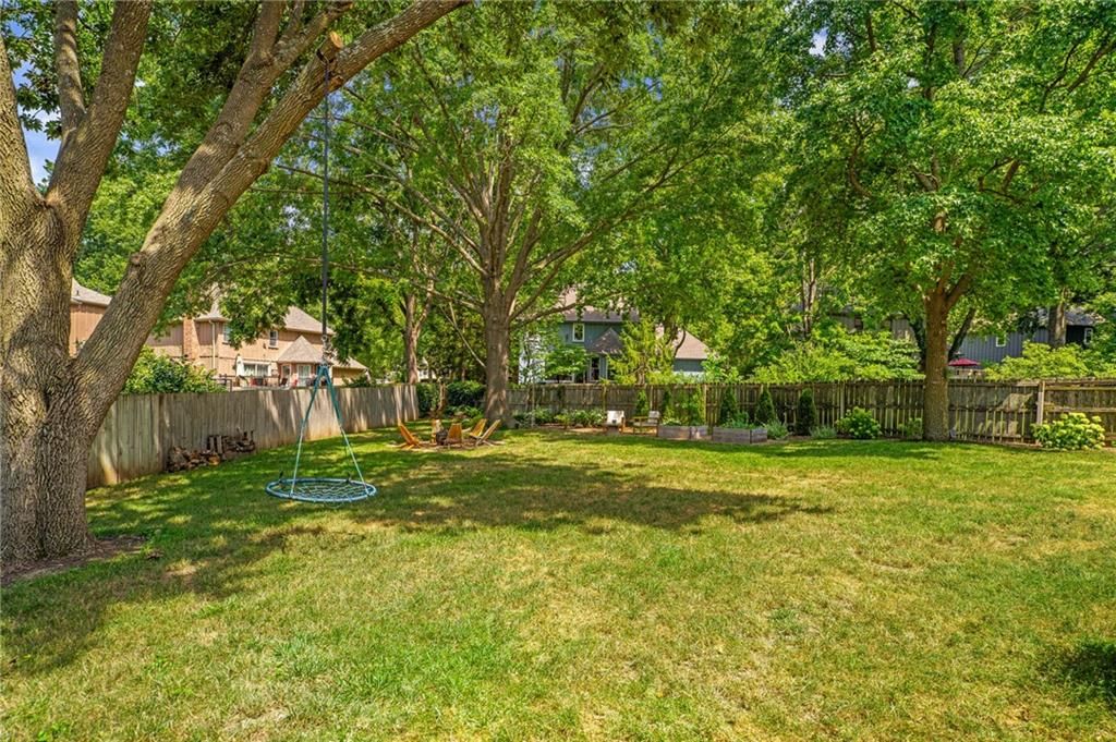 9202 W 112th Terrace — photo 54