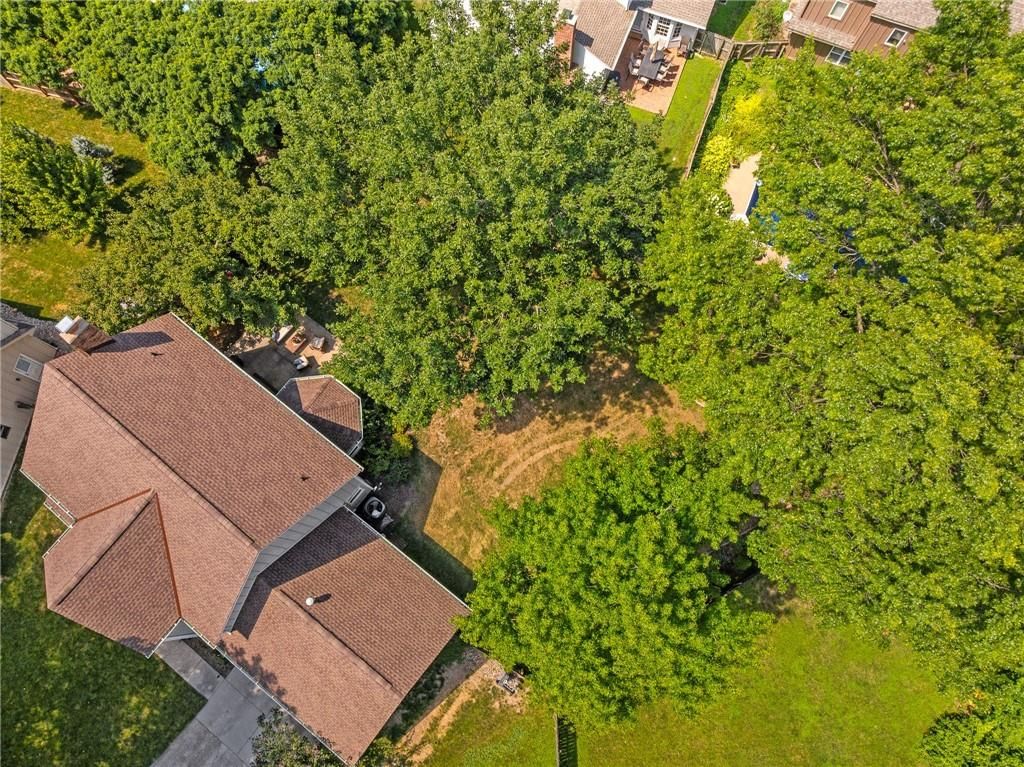 9202 W 112th Terrace — photo 62