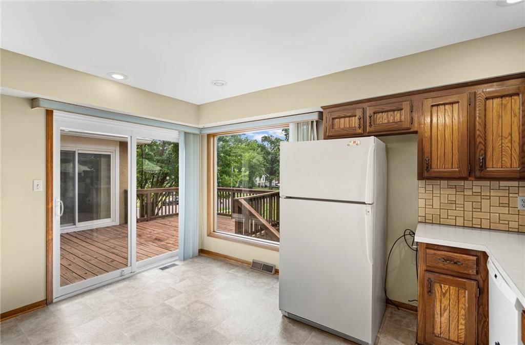 10915 W 98TH Street — photo 14