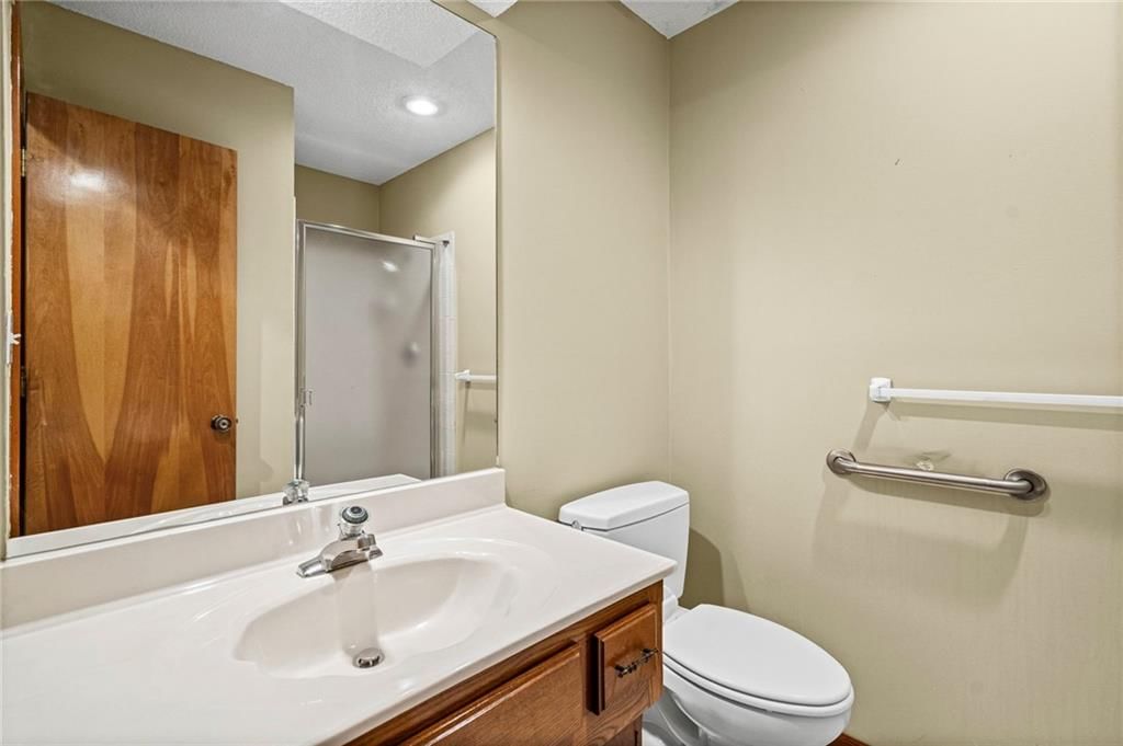 10915 W 98TH Street — photo 24