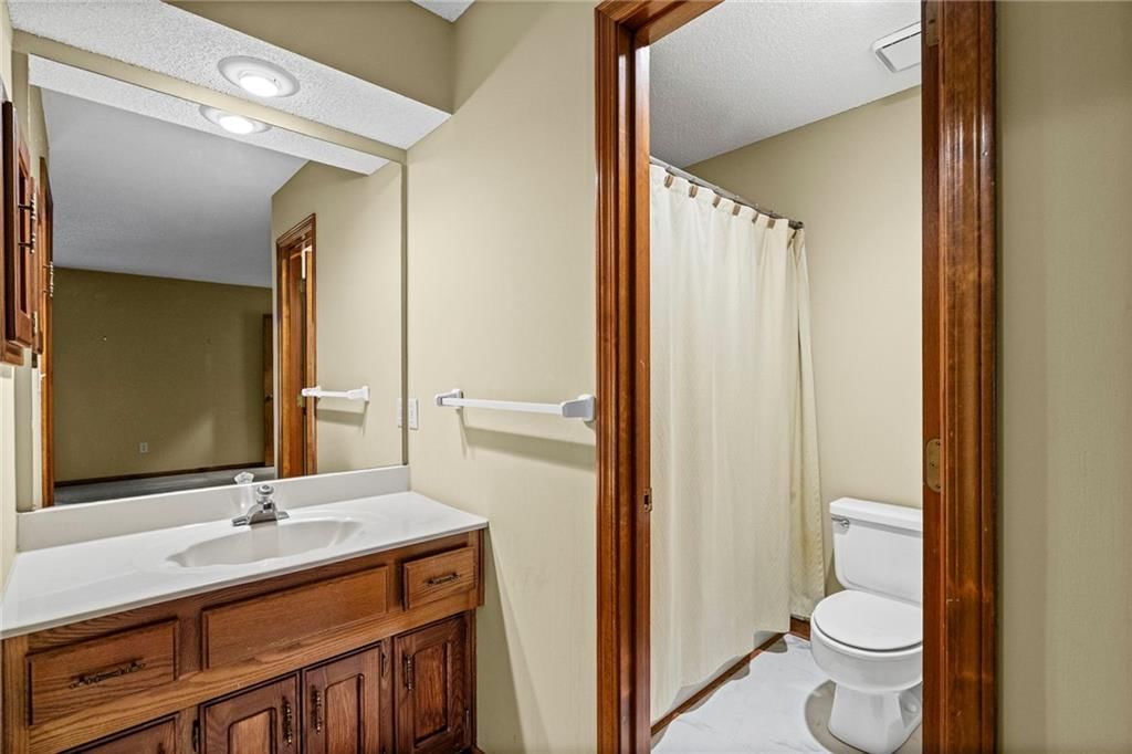 10915 W 98TH Street — photo 27