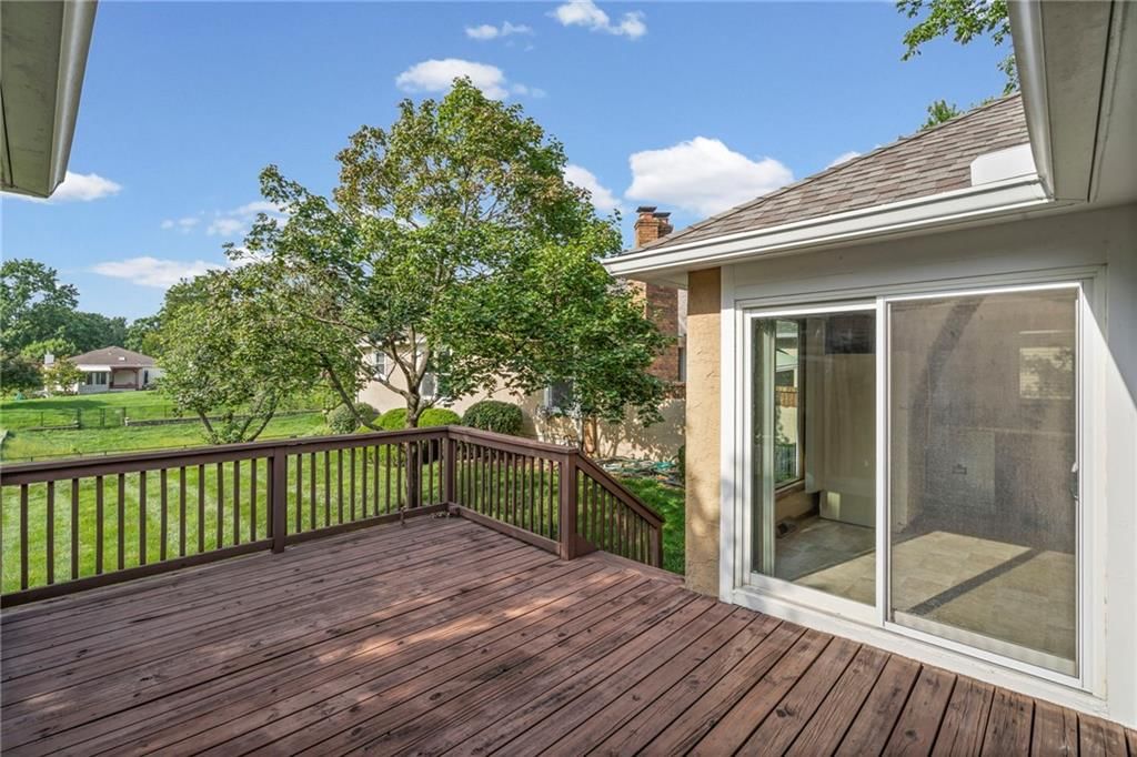 10915 W 98TH Street — photo 29