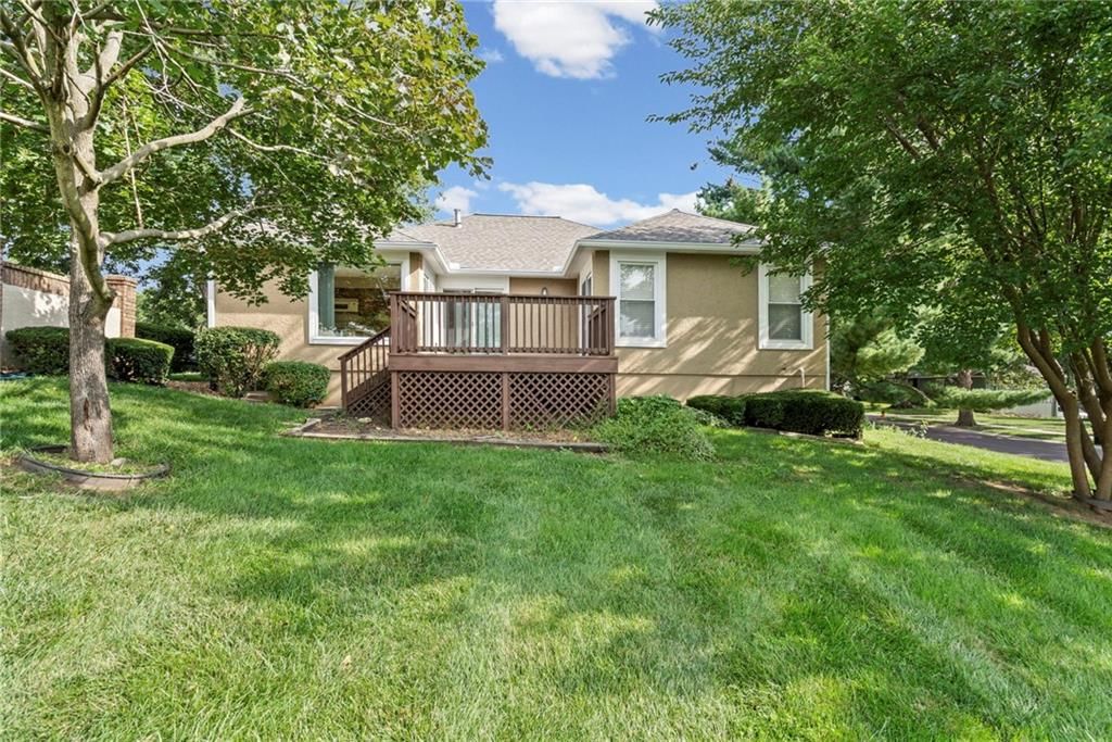 10915 W 98TH Street — photo 32