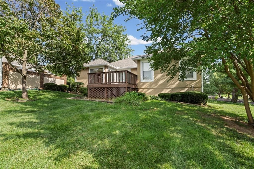 10915 W 98TH Street — photo 33