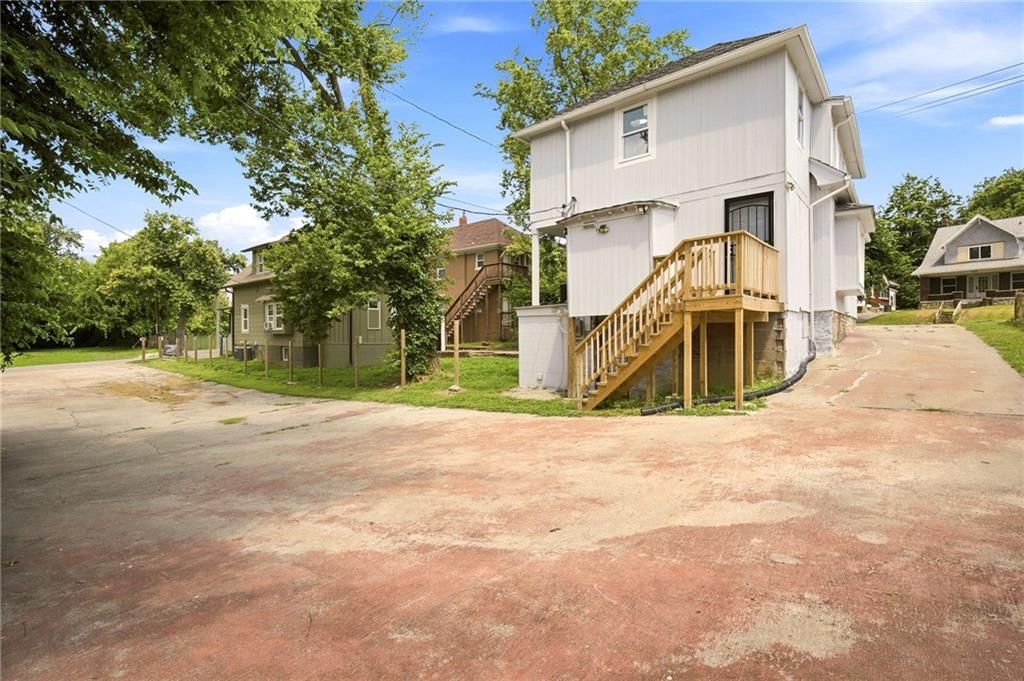 1047 Quindaro Boulevard — photo 43