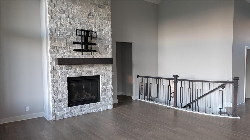 1205 Hampton Drive — photo 3