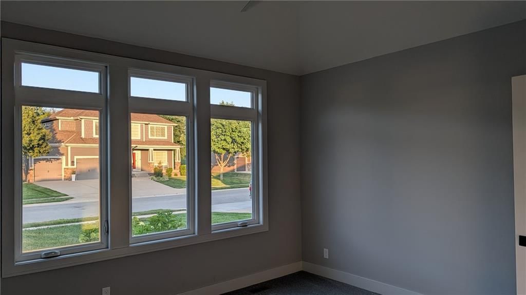 1205 Hampton Drive — photo 9