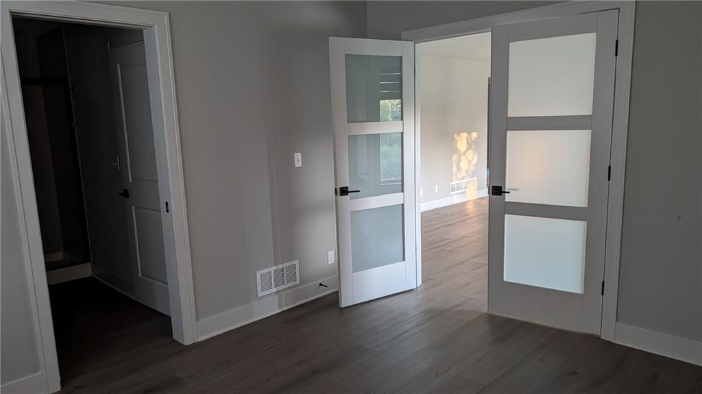1205 Hampton Drive — photo 11