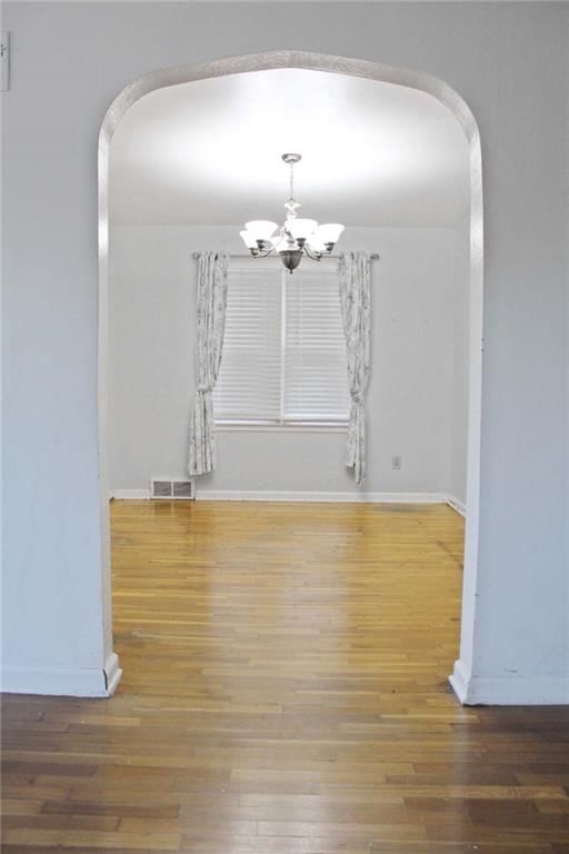 601 W Broadway Street — photo 9