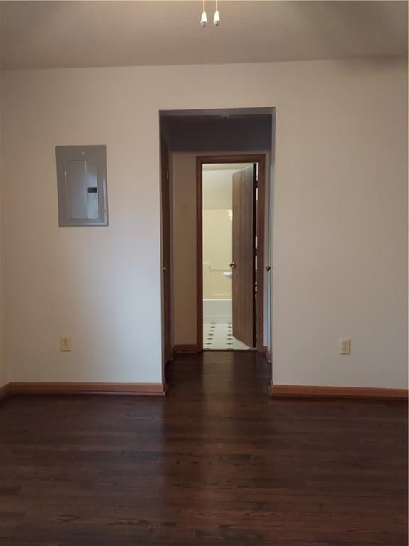 1610 S Northern Boulevard — photo 33