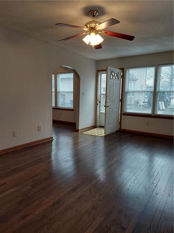 1610 S Northern Boulevard — photo 43
