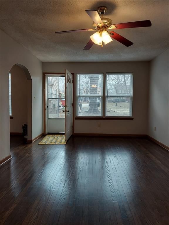 1610 S Northern Boulevard — photo 44