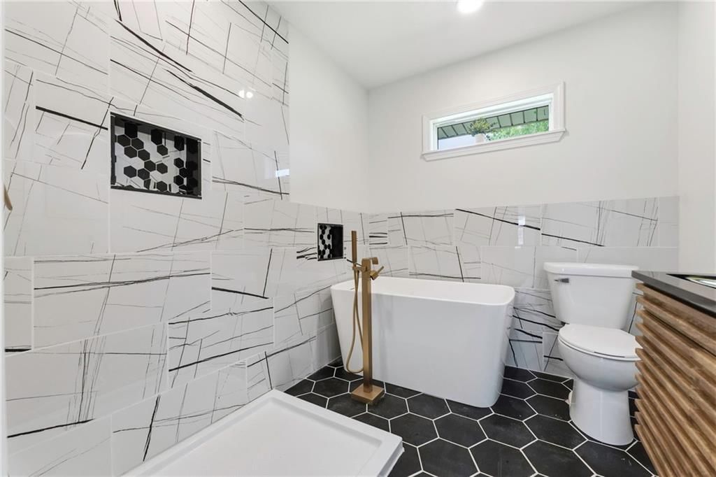 2103 Jil Street — photo 18