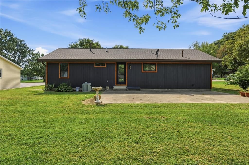 2103 Jil Street — photo 23