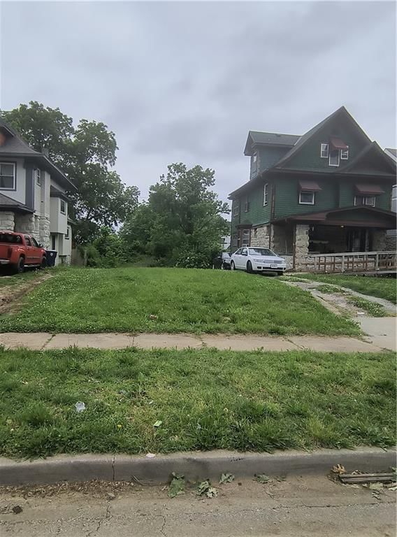 4020 Chestnut Avenue — photo 1