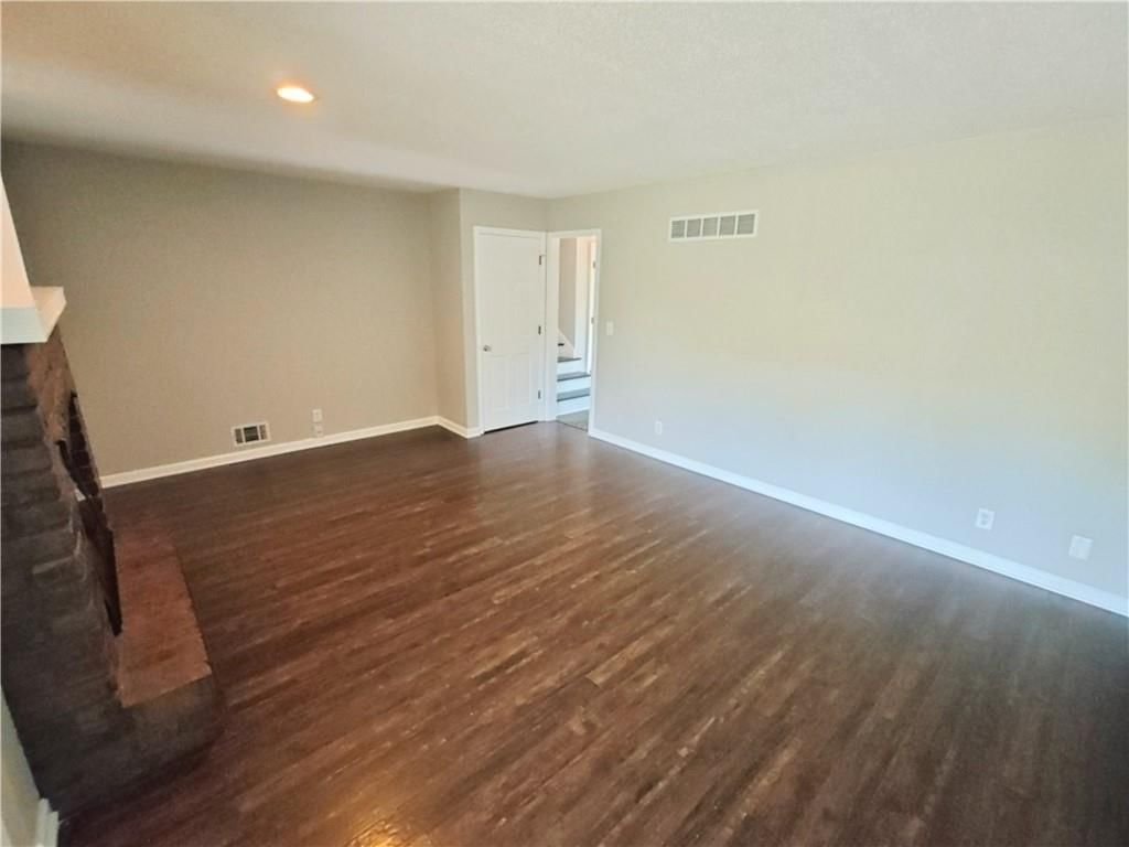 1512 SW MORNINGSIDE Drive — photo 6
