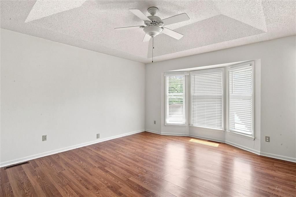 46 Emerald Shore Drive — photo 12