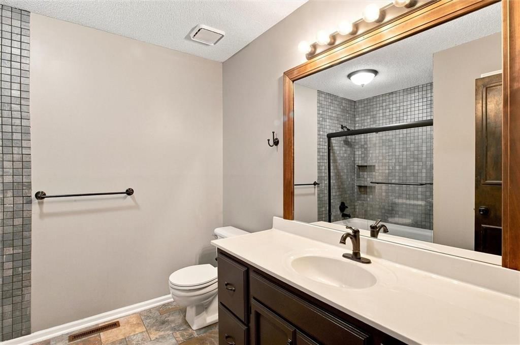46 Emerald Shore Drive — photo 19