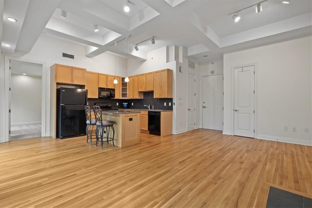 1101 Walnut Street — photo 4