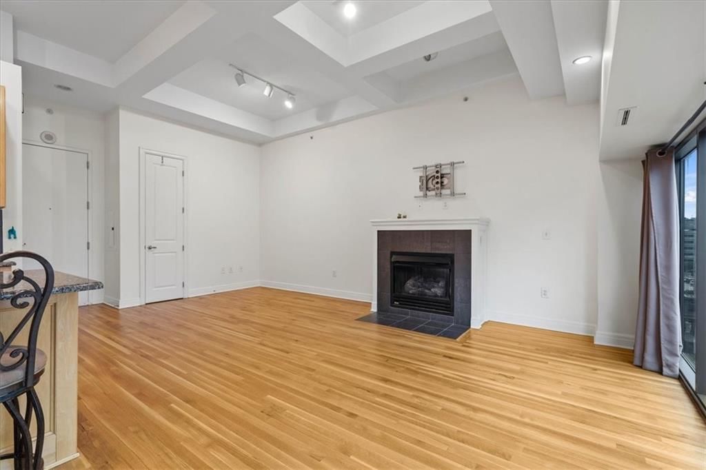 1101 Walnut Street — photo 5