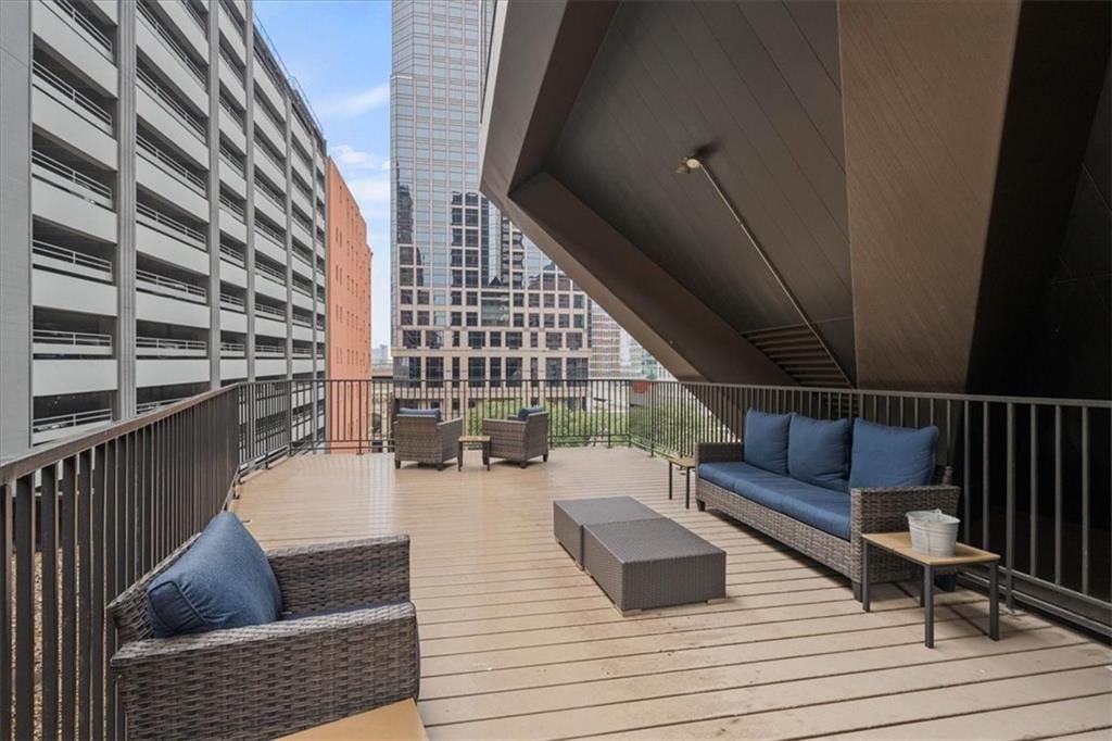 1101 Walnut Street — photo 21