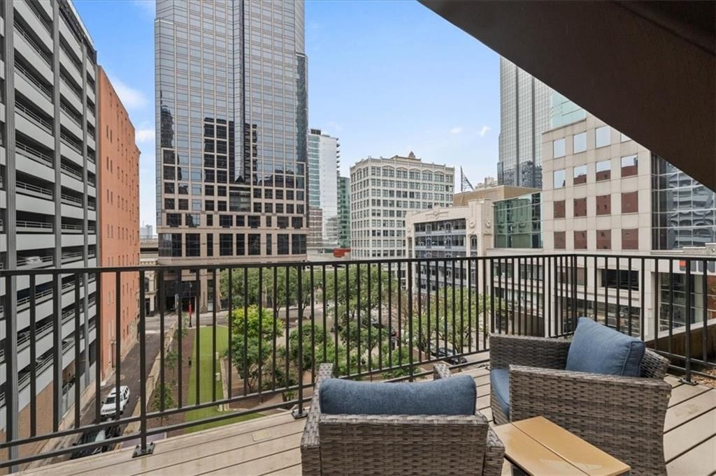 1101 Walnut Street — photo 22