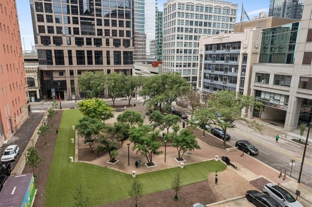 1101 Walnut Street — photo 23
