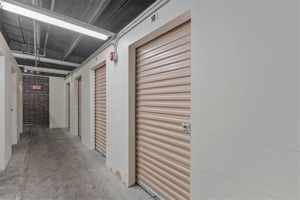 1101 Walnut Street — photo 29