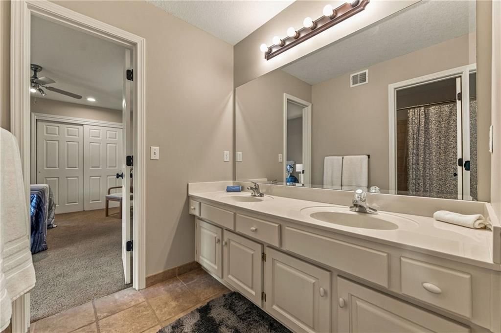 13212 Fontana Street — photo 36