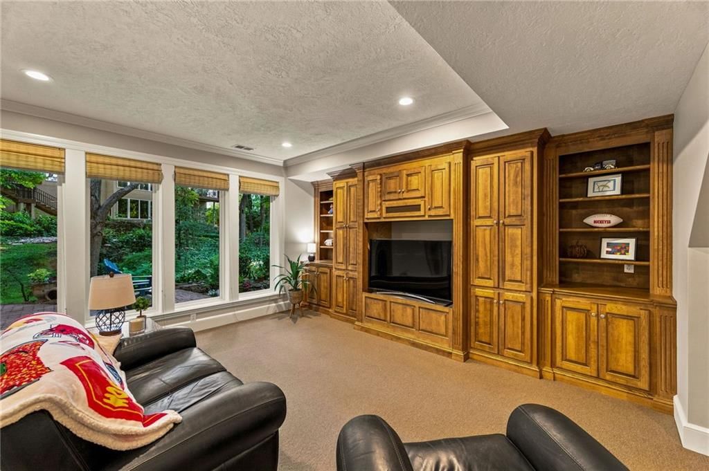 13212 Fontana Street — photo 39