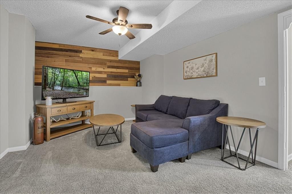 11215 N Donnelly Avenue — photo 33