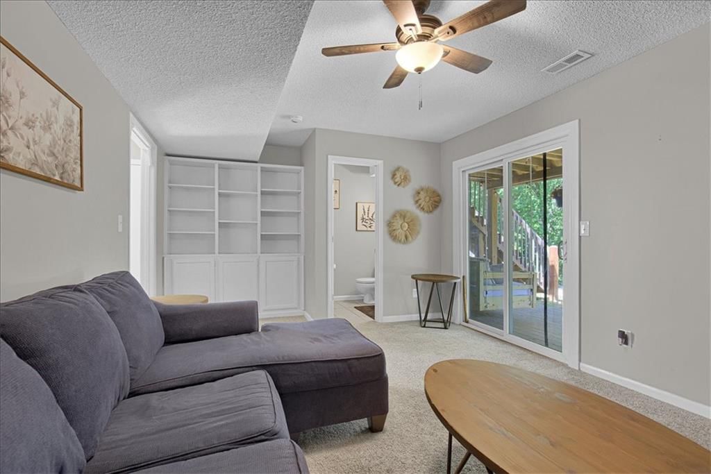 11215 N Donnelly Avenue — photo 34