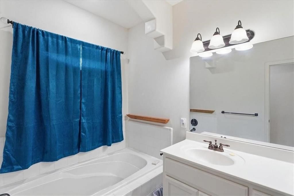 710 N 74th Street — photo 14