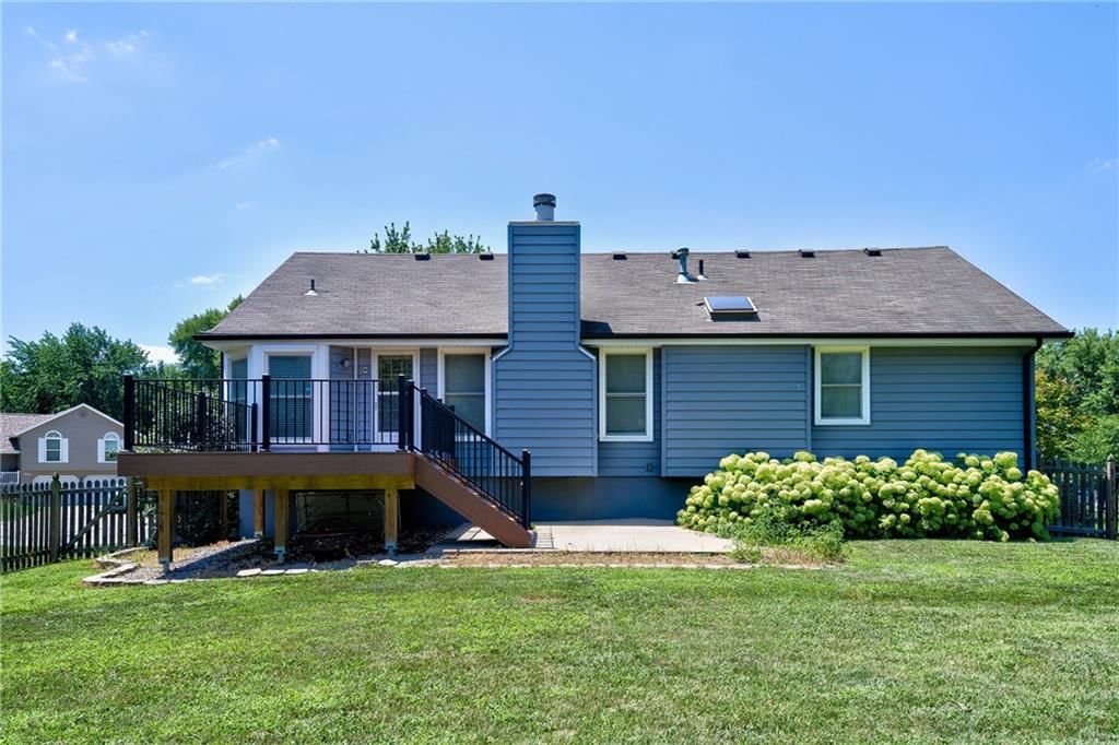 1231 NE DEERBROOK Circle — photo 7