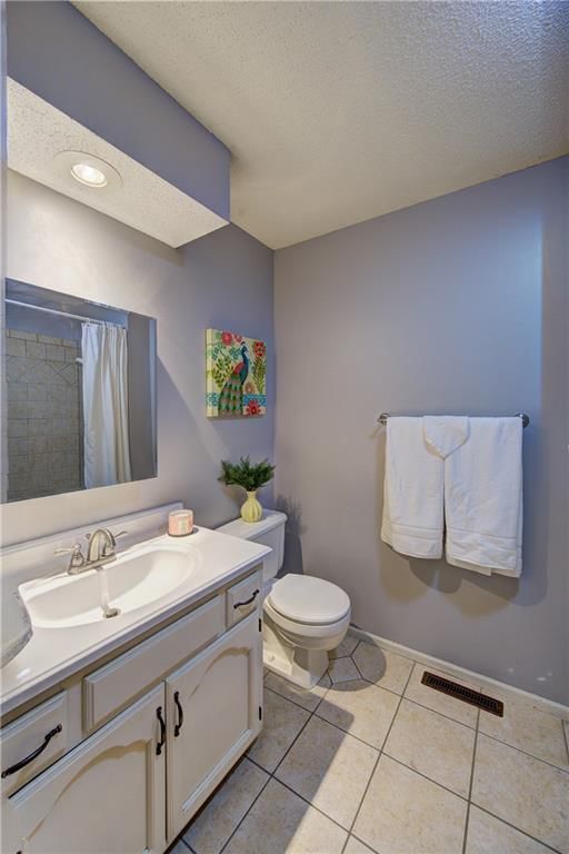 1231 NE DEERBROOK Circle — photo 11