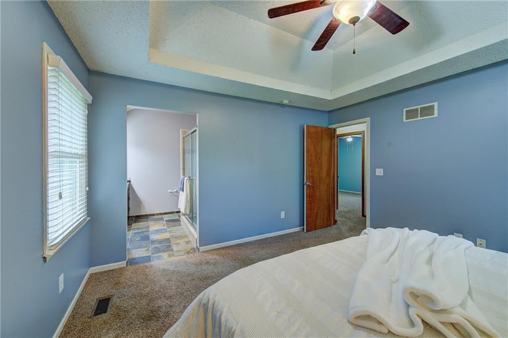 1231 NE DEERBROOK Circle — photo 14