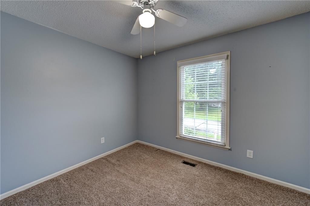 1231 NE DEERBROOK Circle — photo 21