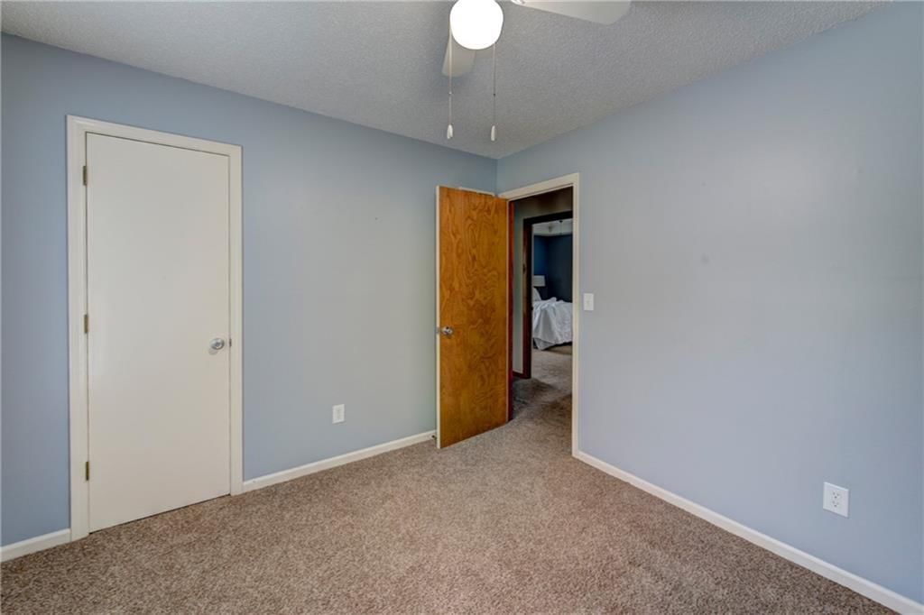 1231 NE DEERBROOK Circle — photo 22